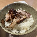 支那蕎麦屋 藤花 - ミニコロチャーシューごはん250円