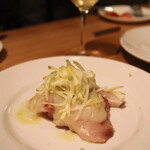 Santo Bevitore - 天然ブリのカルパッチョ