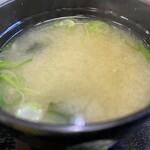 富士 - 出汁の効いたみそ汁
      檄熱注意です