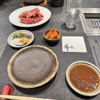 肉 希々 - 