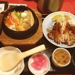 居酒屋 東京個室の美味 桜の藩 - 本日のランチは、釜飯！
久しぶりにちゃんと昼ごはんですが、ある意味ちゃんとし過ぎてます（笑）
五目釜飯と、鳥の黒胡椒焼き。美味しくてボリューム満点！しかも体にも優しい。また来たいお店です。