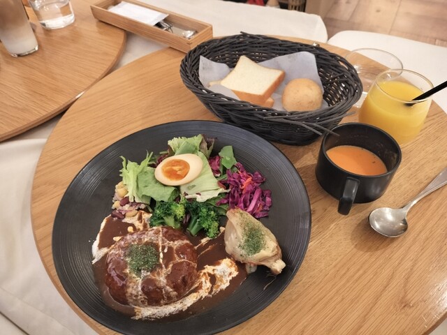 latte chano-mama （ラッテ チャノママ）のご予約 - 新宿三丁目/カフェ