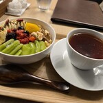 CEYLON TEA STYLE & CURRY - 