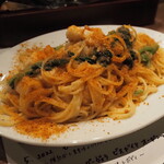 炭火焼き離島酒場ウタとルリ - イカとカラスミのスパゲッティーニ
