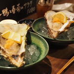 炭火焼き離島酒場ウタとルリ - 生牡蠣