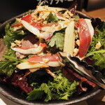 炭火焼き離島酒場ウタとルリ - フォアグラ用に飼育した鴨の胸肉