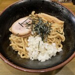 六伍郎 - 油そば 醤油(850円)　やはり価格は上がってたね。