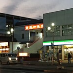 魚民のすし - 午後5時半頃のお店。お店はオープンしています。