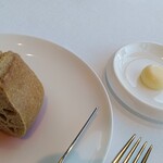 フィリップ・ミル 東京 - パン