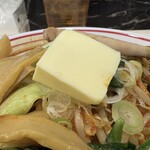 蒙古タンメン中本 - バター
