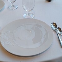 フィリップ・ミル 東京 - テーブルセッティング