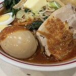 蒙古タンメン中本 - 辛味玉と辛チャーシュー