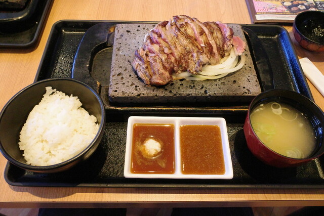 贅 福島鎌田店（ＺＥＩ） - 福島学院前（ステーキ）の写真