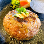 ハンバーグ食堂 榎本よしひろ商店 - 炭焼き国産牛「牛にこやかおろしポン酢ハンバーグ」
