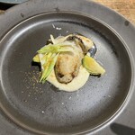 Motivo ワインと料理 - 牡蠣のソテー