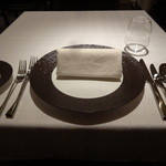 ポンテ デル ピアット - 食器はフランスのベルナルドが使われています。