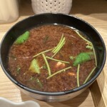 牡蠣とワインPREMIUM すしまる - 赤出し