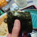 ほびーい喫茶店 - 大きなツナマヨのおにぎり 250(税込)。