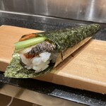 牡蠣とワインPREMIUM すしまる - うなきゅう手巻き