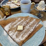 クレープリー・スタンド シャンデレール 梅田店 - 