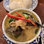 バンタイ - グリーンカレー、ライスセット