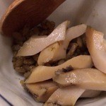 寿司処 しん - アワビ（シャリは肝で合えてあって美味しい！）