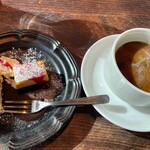 アジト 六本木 - 