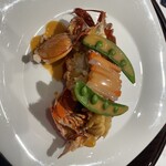 ＴＳＵＫＩＭＩＳＯ - オマール海老のワイン蒸し