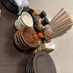 名代 宇奈とと - 卓上