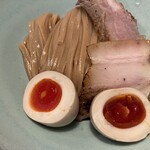 いかれたヌードル フィッシュトンズ - 