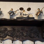 レストラン ペニーレイン - ビートルズ人形