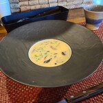 キッシュとスープのお店 晴れたらいいね - キノコと大豆の米麹スープ