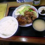 みさき庵 - ハンバーグと生姜焼きセット