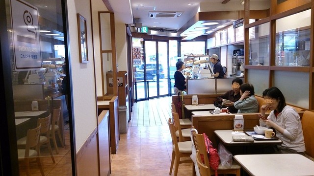 mister Donut Kasai Ekimae Shop photo 5