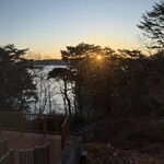 浄土ヶ浜パークホテル - 朝日が登る〜　お正月混んでそうですねきっと