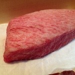 鮨旬美西川 - 鮪のかま肉…この部分だけが刺身、握りとなります。