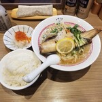 Rock’anDo - 焼きほっけそば＋ライス