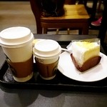 スターバックス・コーヒー - ディカフェとおやつ