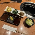 本格炭火焼肉えがお - 