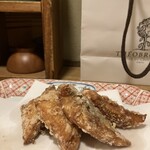 企久太 - 太刀魚の唐揚げ、驚くフワフワぶり。衣香ばしい