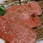 タンしゃぶ鍋と焼肉の店 こいずみ - カルビ三昧 1/2