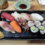 季節料理とすしの店 はる - 