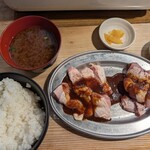 とりみそ あみ焼き 地鶏屋 - 