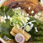 らー麺　Do・Ni・Bo - ワカメデカっ