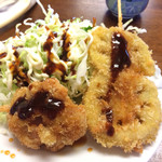 おふくろ亭 - フライ2品で100円！ 鳥と蓮根。キャベツは自由。