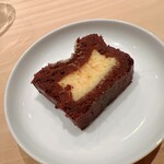 こま田 - 不二子嬢の手土産のチョコレートブラウニー