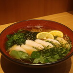 こころや - 大山蒸し鶏と柚子うどん(温)