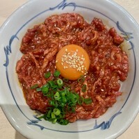 牛刺しと焼肉 仔虎 クリスロード店 - 