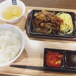 牛角焼肉食堂 - 