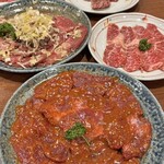 秋葉原 炭火焼肉 たん清 - 味噌タン、ねぎタン、上カルビ、上ハラミ